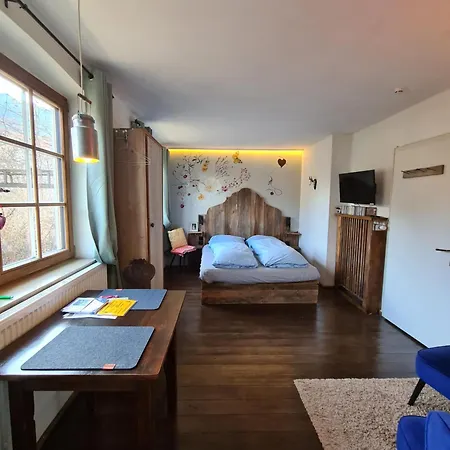 'sissi' Ein Zaubehaftes Im Modernen Landhausstil Apartment *